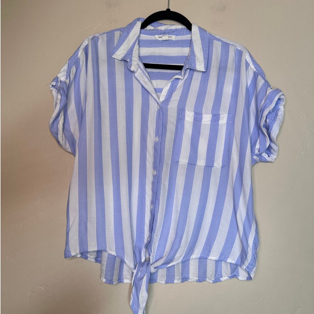 BeachLunchLounge Blue White Stripe Button Up Tie Front Large